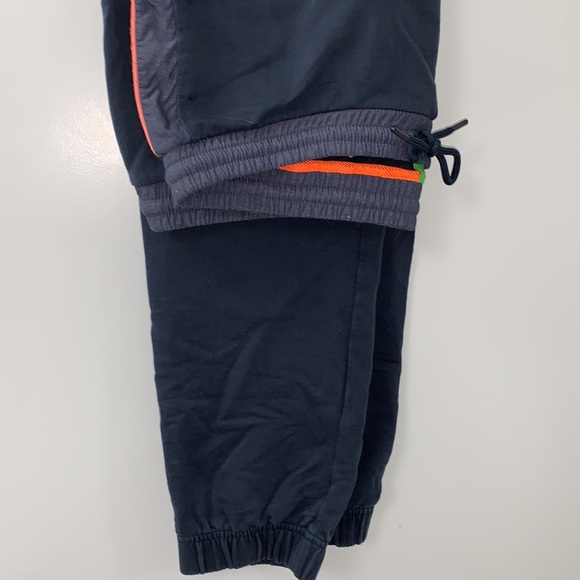 Hugo Boss sweatpants size large in good shape. - Picture 4 of 11
